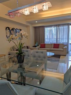 1 Bedroom with Balcony & Parking for Lease in Arya Residences , BGC