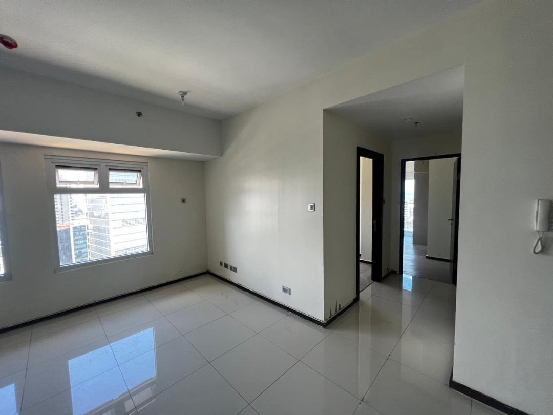 For sale 2 bedroom condo ready for occupancy at BGC Taguig city Trion Towers near SM Aura