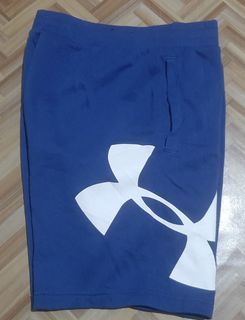 36-38 Under Armour Sweatshort Authentic