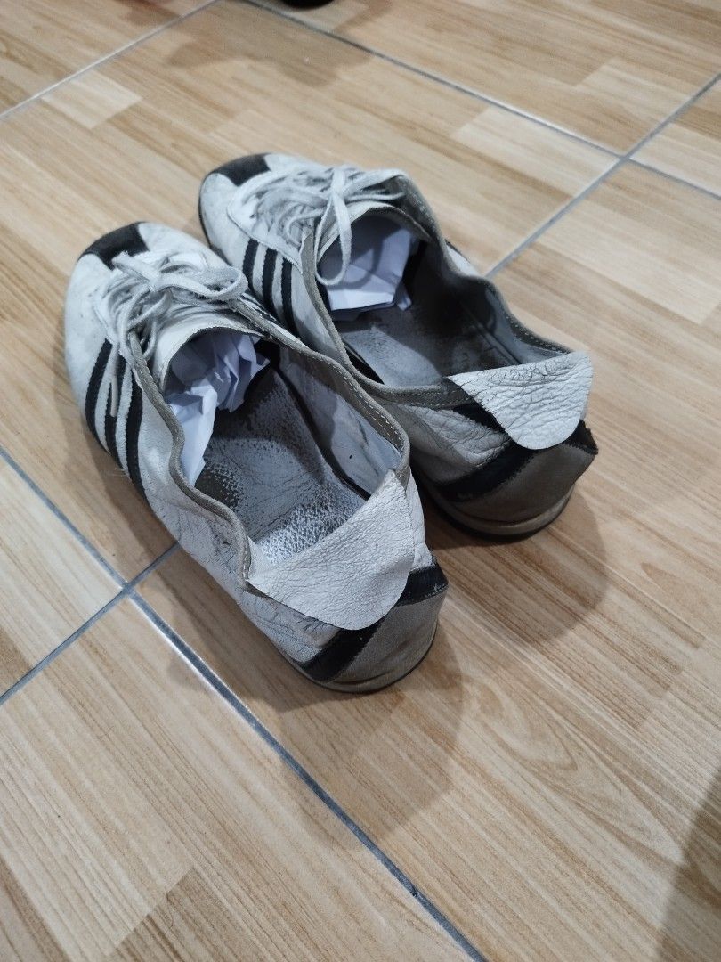 Adidas hotsell yeezy ita