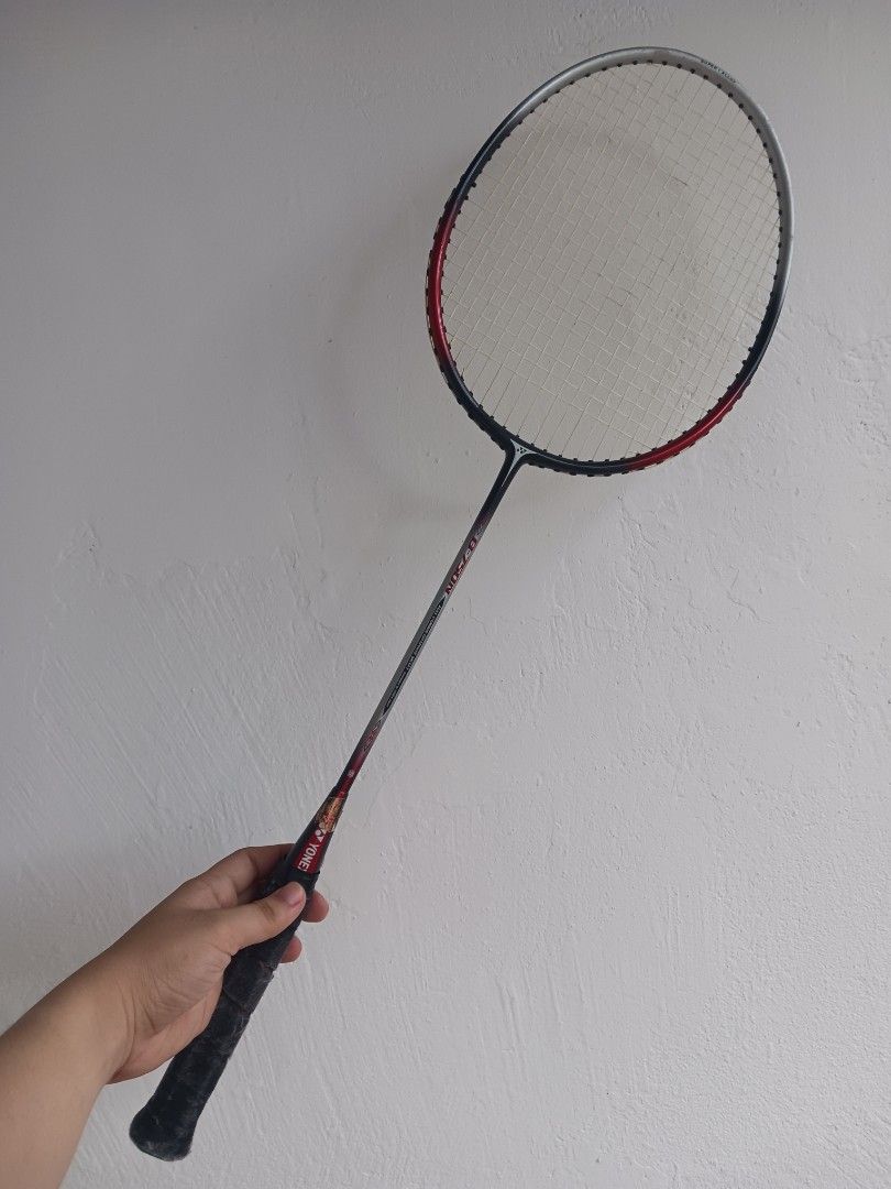 Affordable Yonex B750N full carbon badminton racket, Sports Equipment