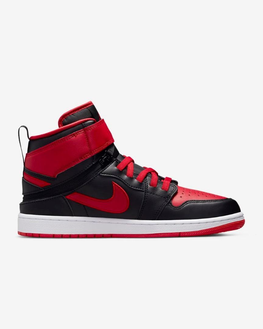 Air Jordan 1 Hi FlyEase, Men's Fashion, Footwear, Sneakers on