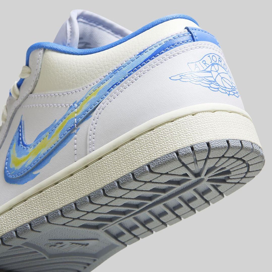 Air Jordan 1 Low SE 'Flame Swoosh - University Blue' Women's, 女裝