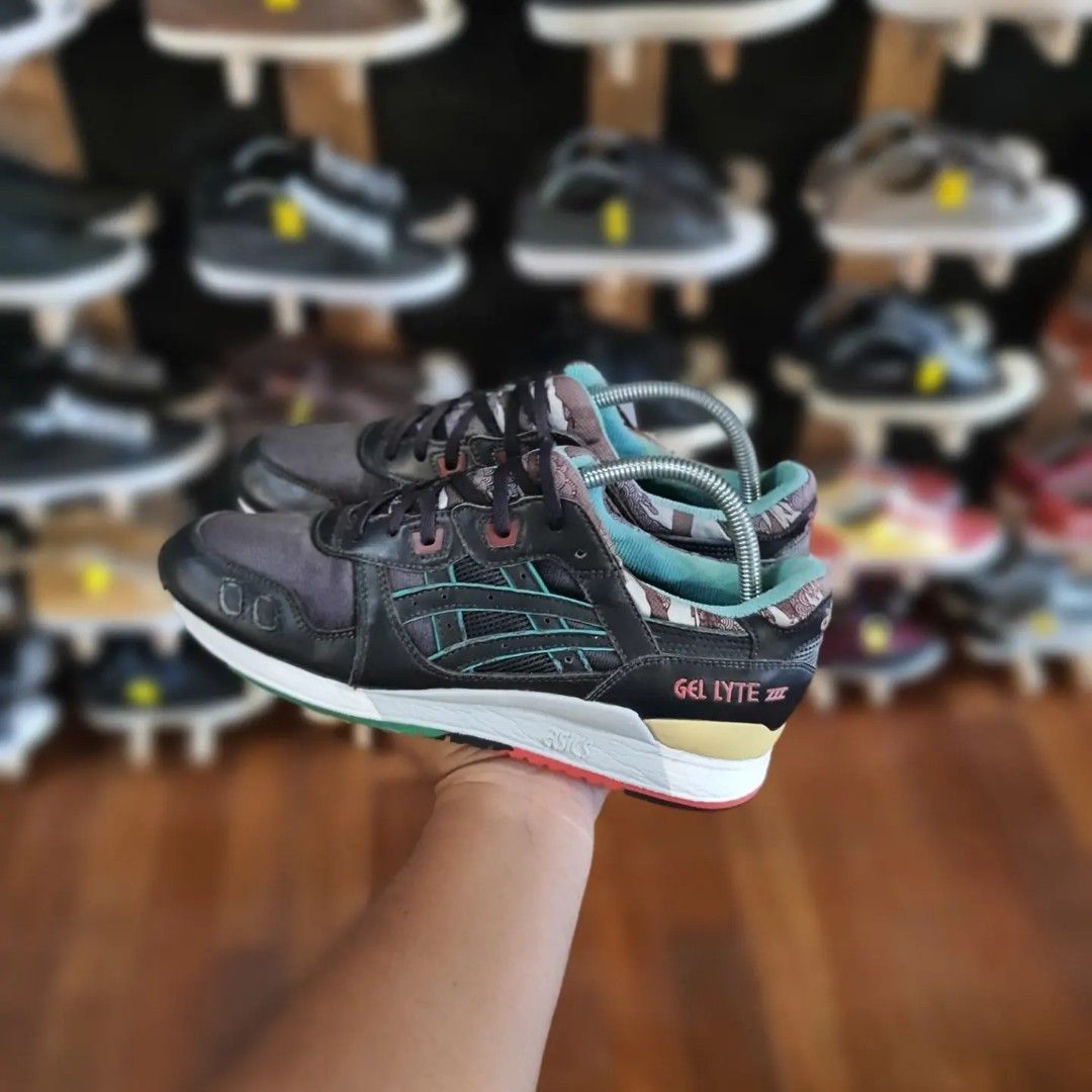 Asics gel lyte iii future camo deals on feet