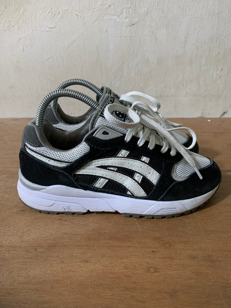 Asics gel best sale athena