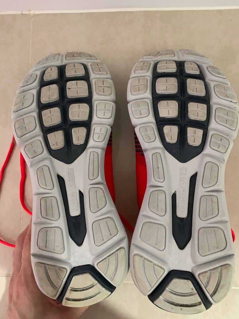 under armor running shoes