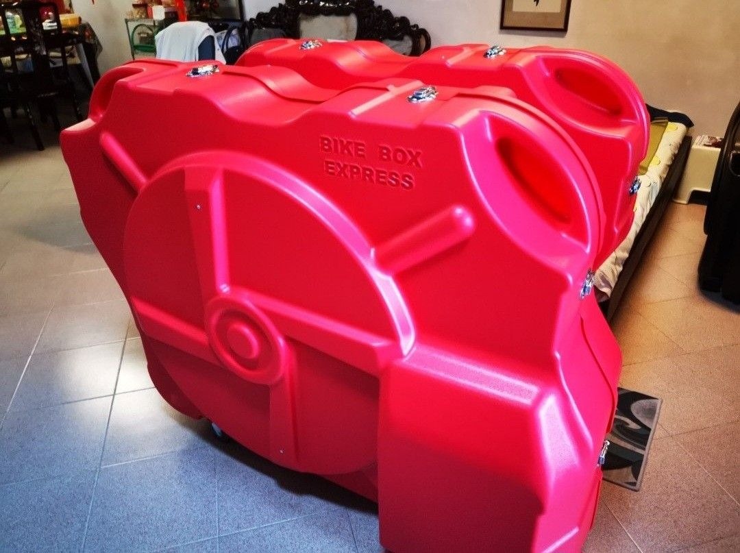 Hard discount bike box