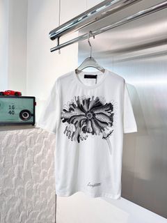 Authentic LV rabbit t shirt, 名牌, 服裝- Carousell