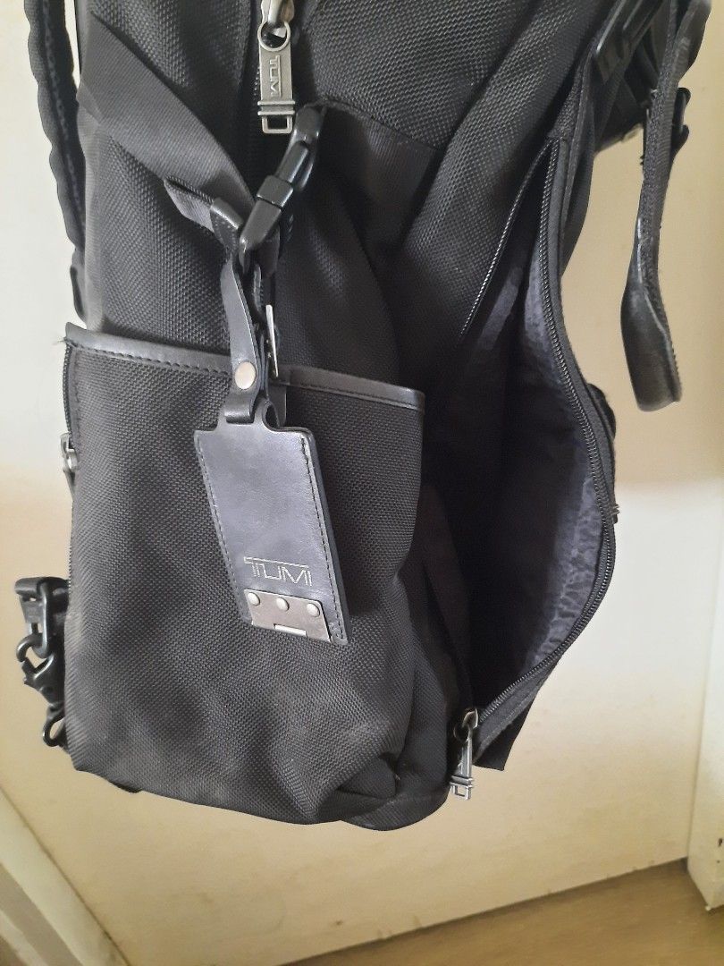 Branded Tumi office bag/backpack/briefcase, Men's Fashion, Bags