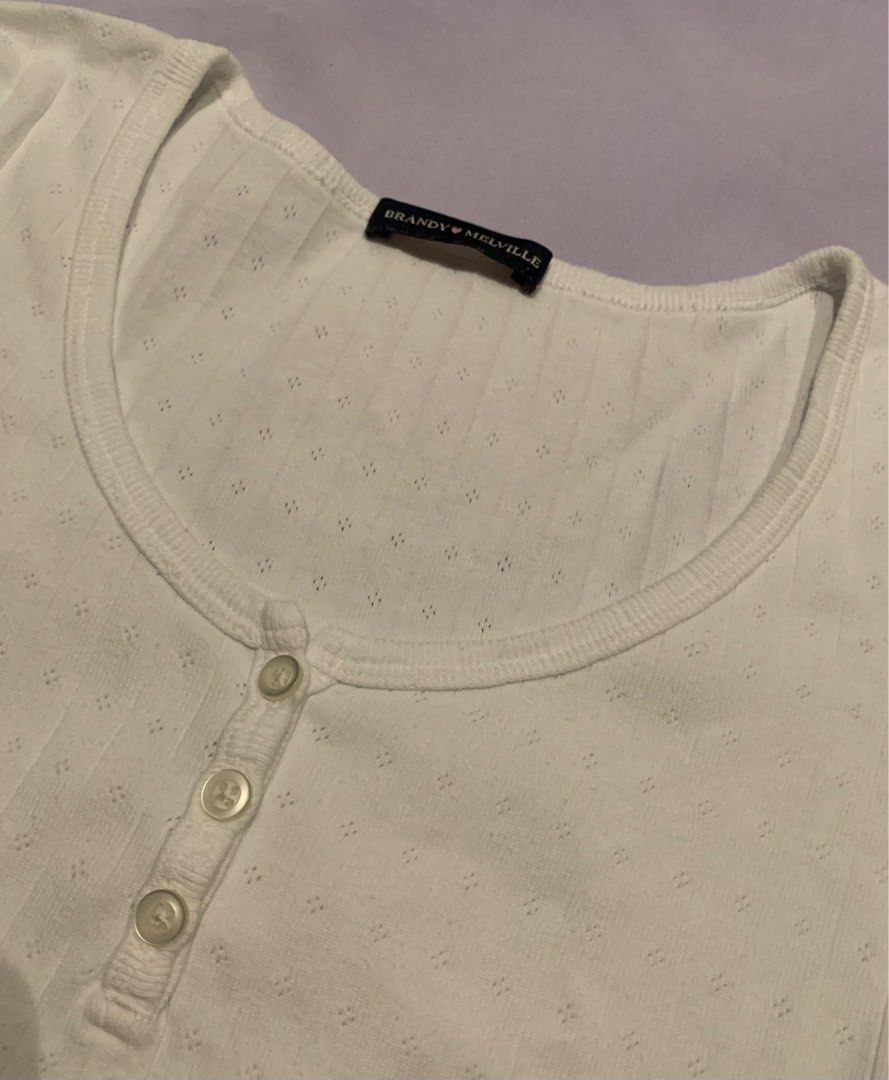 Brandy Melville Eyelet Zelly Top, Women's Fashion, Tops, Shirts on