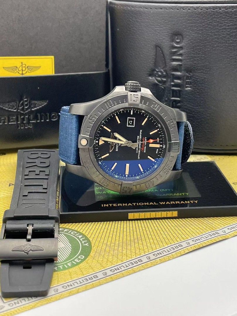 Breitling blackbird 48 top