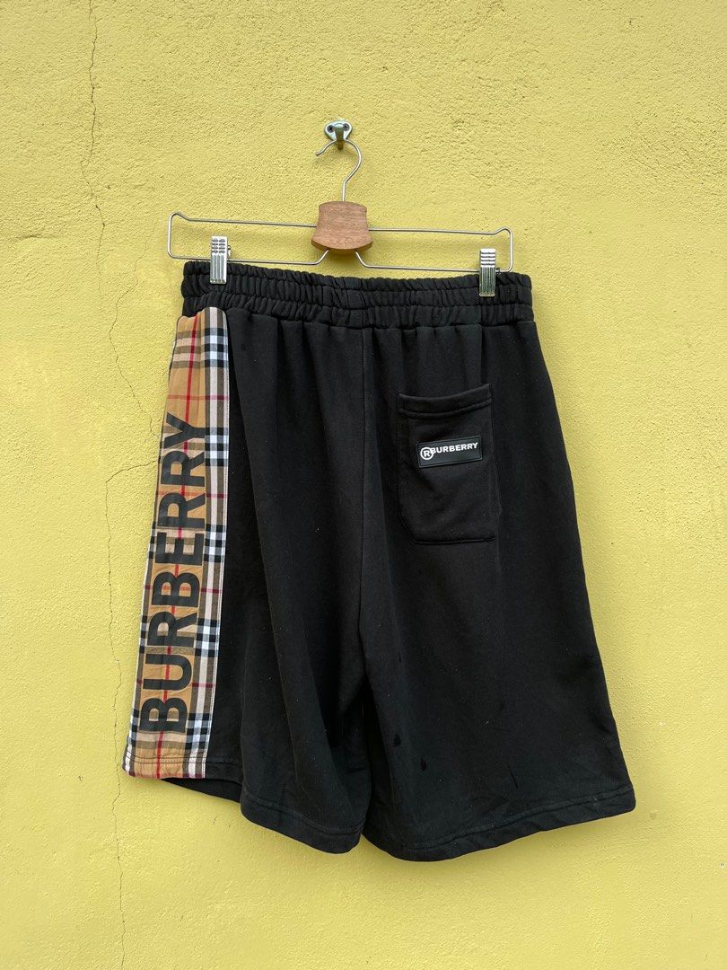 Burberry short Men s Fashion Bottoms Shorts on Carousell