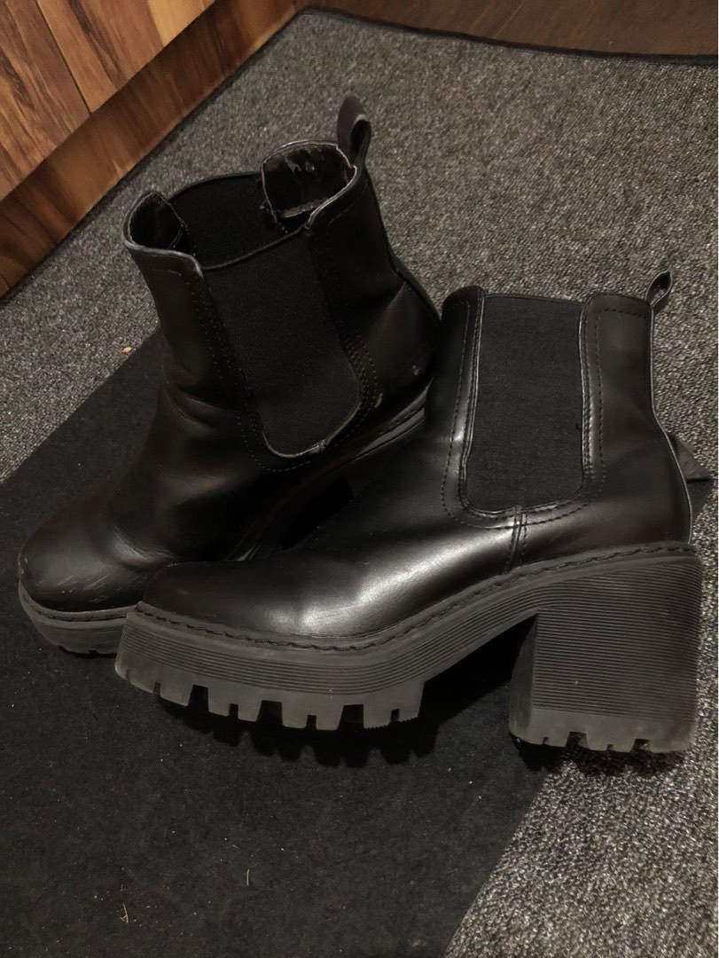 Public desire boots sale