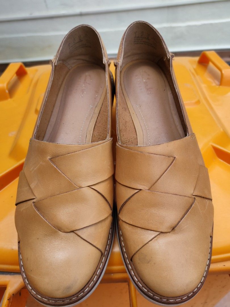 Clarks womens size 2025 5