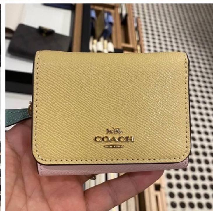 Coach+Small+Trifold+Wallet+Powder+Pink+%26+Chalk+Colorblock+