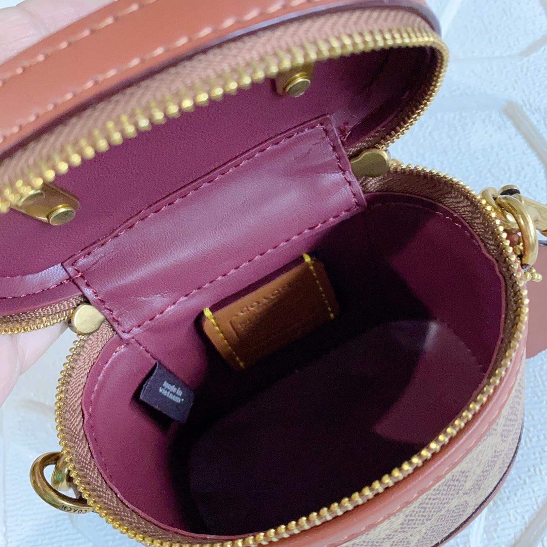 Coach Trail Crossbody 12 in Signature Canvas on Carousell
