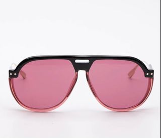 （分類：）位於 。 由 aviator1234 提交（商品編號 1230126977，圖片 1）。簡介： 。