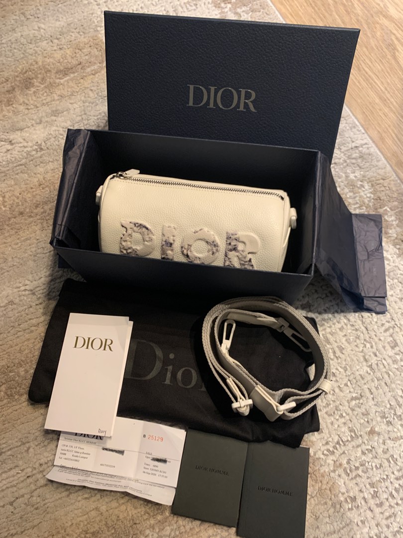 Dior roller messenger bag hotsell price malaysia