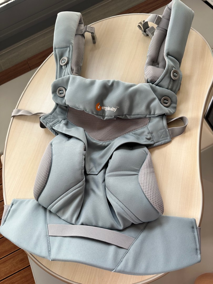 Ergobaby 360 all positions Cool Air mesh, Babies & Kids, Going Out, Carriers & Slings on Carousell