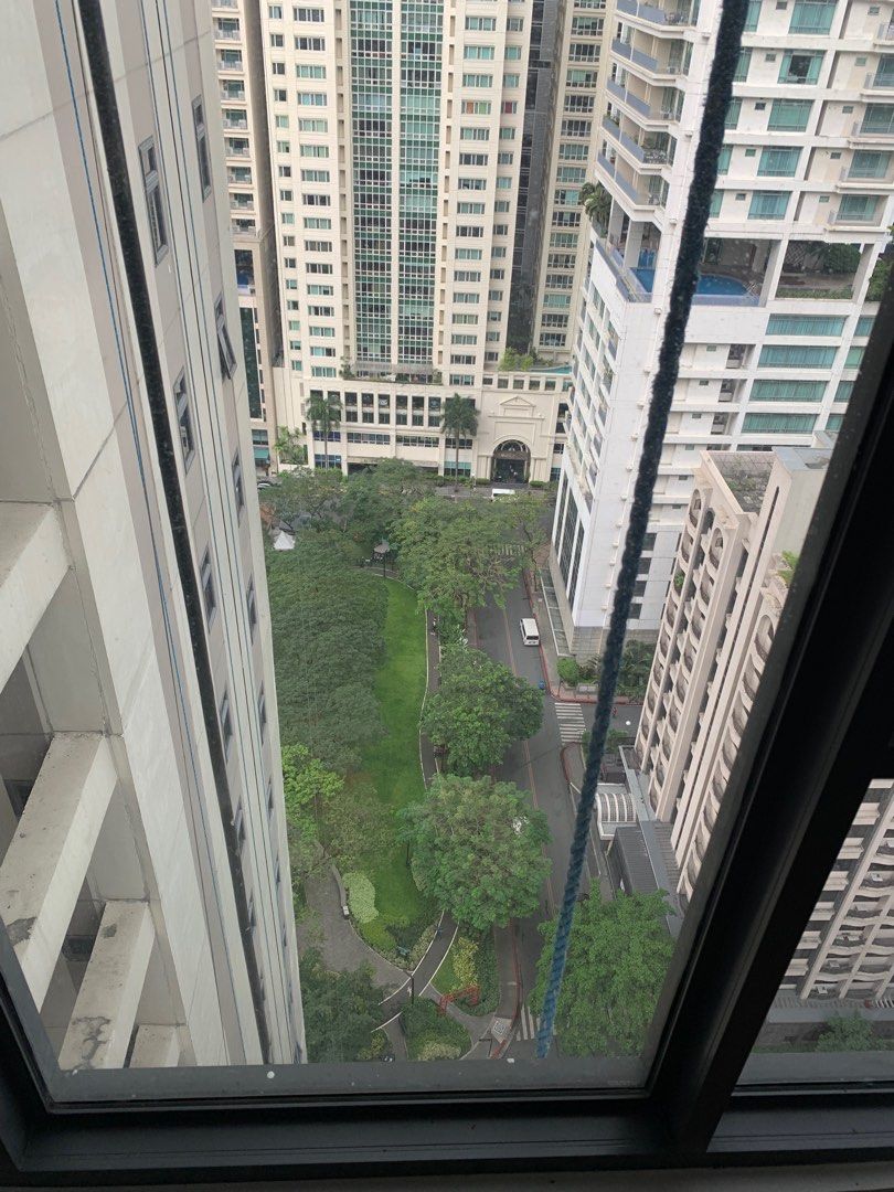 Escala Two Bedroom for sale, Property, For Sale, Apartments & Condos on Carousell