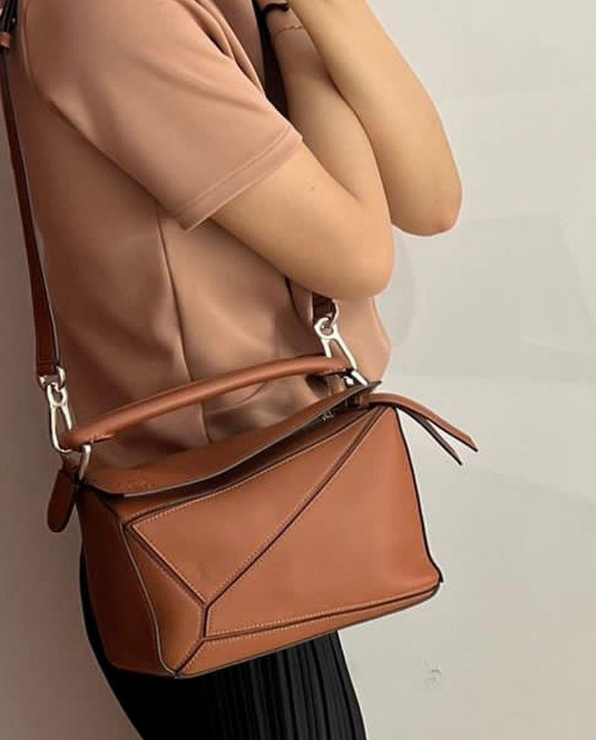Loewe puzzle sale small tan