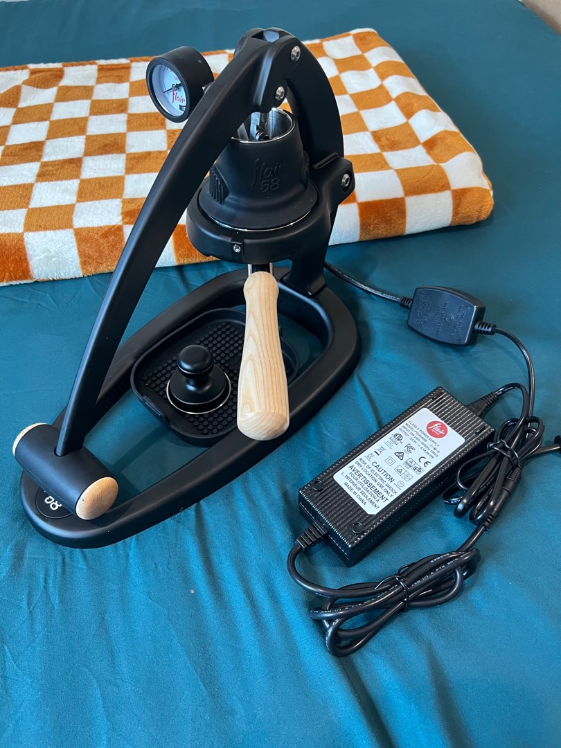 Flair 58 + Grinder, TV & Home Appliances, Kitchen Appliances, Coffee