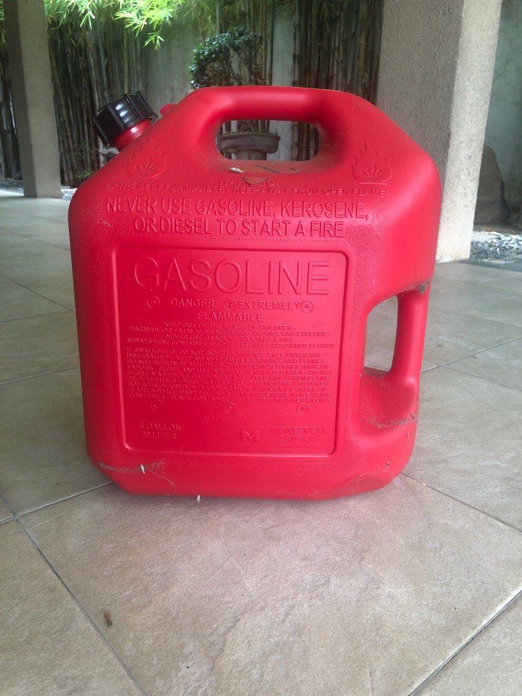 Gas Can, Car Parts & Accessories, Maintenance Fluids and Filters on