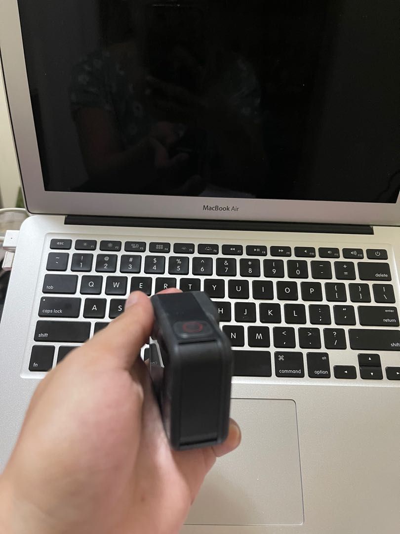 Gopro hero 8 one time use only (Category: Cameras) located in Mandaue City. Submitted by thriftygoods_ (Listing ID 1230164271, Image 3). Description: RUSH SALE: GO PRO Hero 8 with so many accessories for free Condition: 10/10 Seldom Used. ✅Unit w/ Hardcase ✅Complete Accessories ✅Monopad ✅Chest Strap ✅Headstrap ✅batter ✅128GB Samsung Original SD card ✅Carrying Bag ✅ and much more... take all for only 20,500 Di naka magmahay kay daghan ug accessori