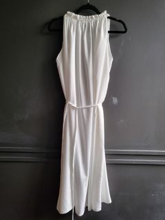 Halter white dress putih midi dress