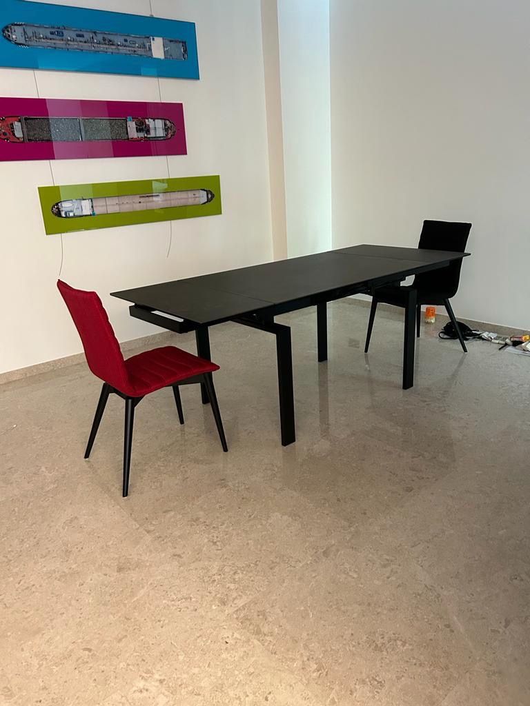 Harvey Norman URBAN Huddersfield ceramic top extendable dining table