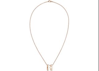 (Category: ) located in . Submitted by poshgallery (Listing ID 1230086191, Image 1). Description: .