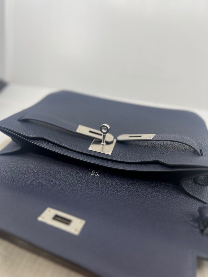 Hermes Kelly Depeches 25 Pouch Blue Indigo Galop D'Hermes Vache Palladium  For Sale at 1stDibs