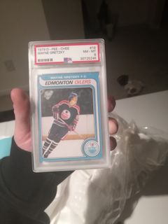 Hockey Card Wayne Gretzky graded 8