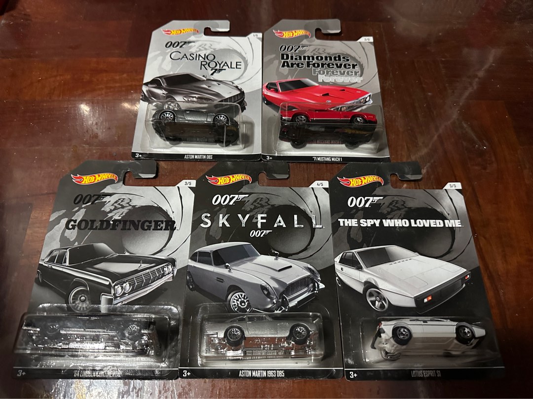 Hot wheels best sale 007 collection