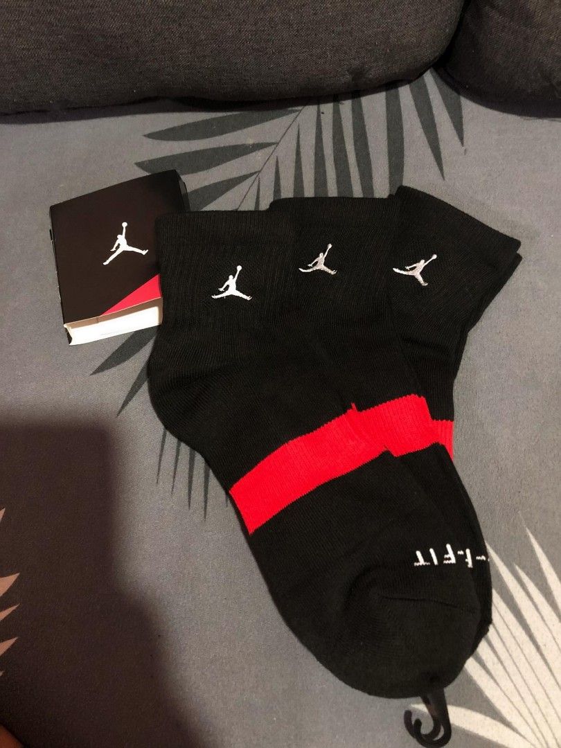 Jordan Socks Premium Quality Free Shipping (Category: Activewear) located in Quezon City. Submitted by jepoyyyy (Listing ID 1230034428, Image 3). Description: Jordan Socks Premium Quality 300 for 3 pairs .