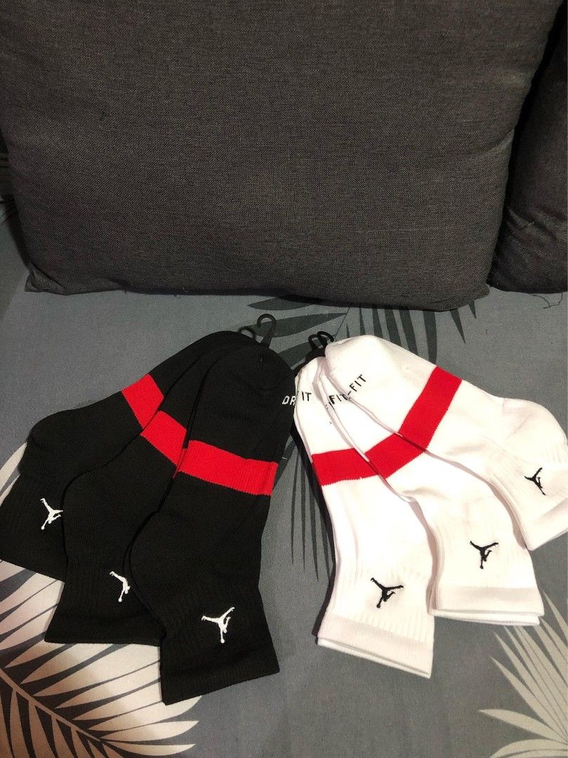 Jordan Socks Premium Quality Free Shipping (Category: Activewear) located in Quezon City. Submitted by jepoyyyy (Listing ID 1230034428, Image 1). Description: Jordan Socks Premium Quality 300 for 3 pairs .