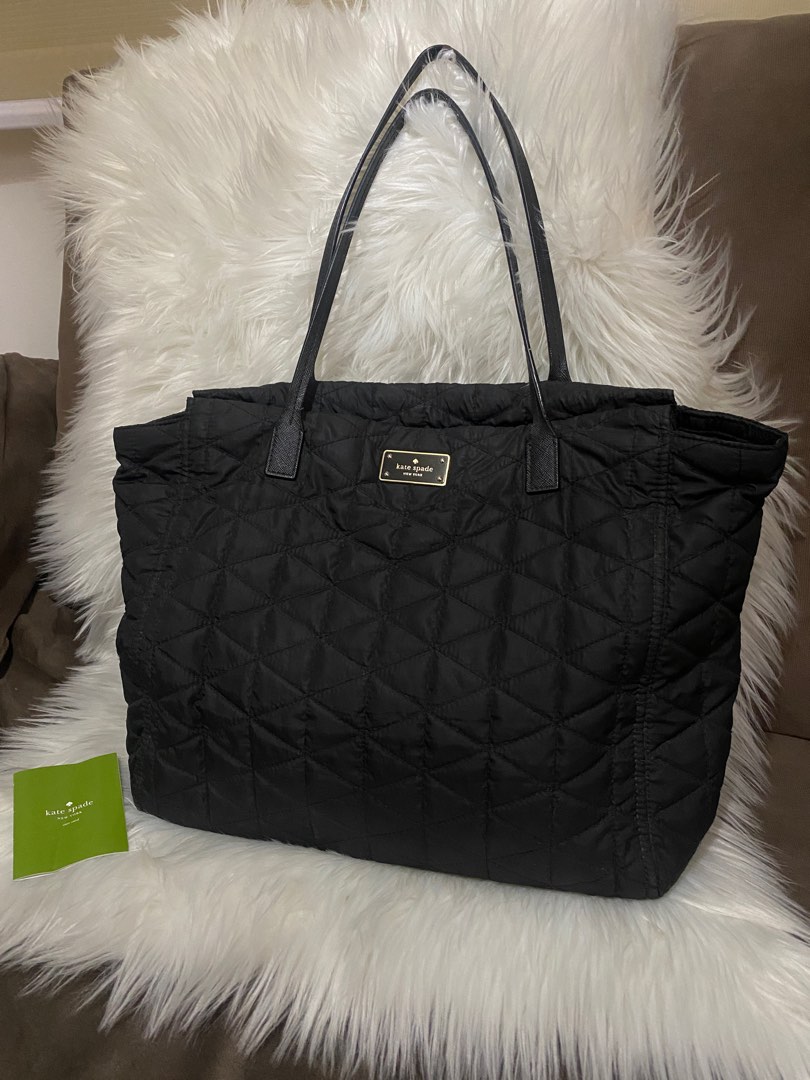 Kate spade 2025 quilted nylon bag