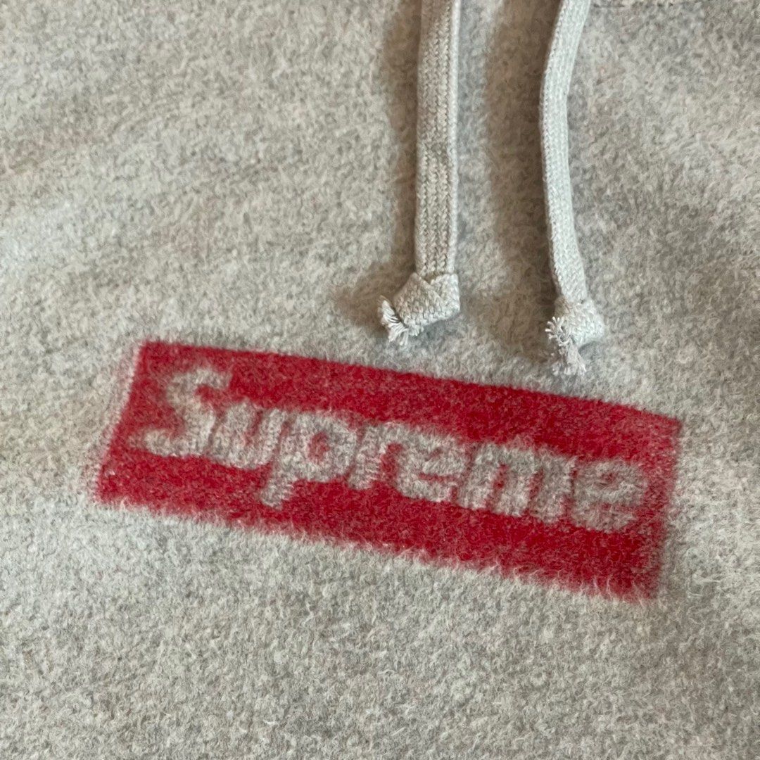 L) Supreme box logo inside out hoodie, 名牌, 服裝- Carousell