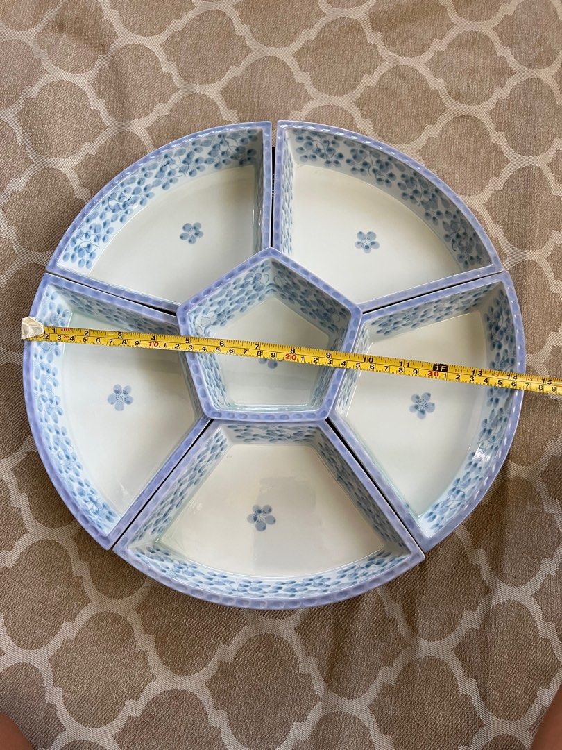 Lazy susan blue and white, Furniture & Home Living, Kitchenware & Tableware, Other Kitchenware