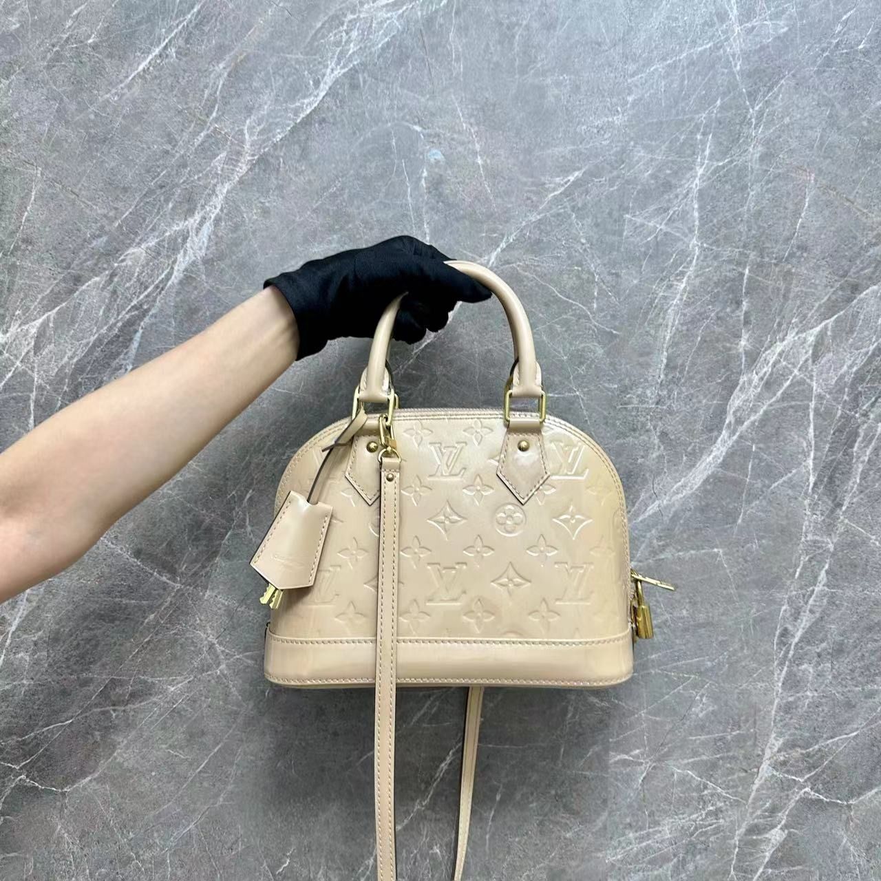 Authentic Louis Vuitton Vernis Alma BB in Dune, Luxury, Bags & Wallets on  Carousell