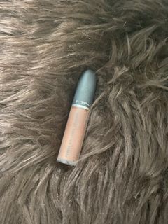 (Category: ) located in . Submitted by sharingthemakeup (Listing ID 1230152387, Image 1). Description: .
