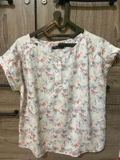 Mango butterfly top