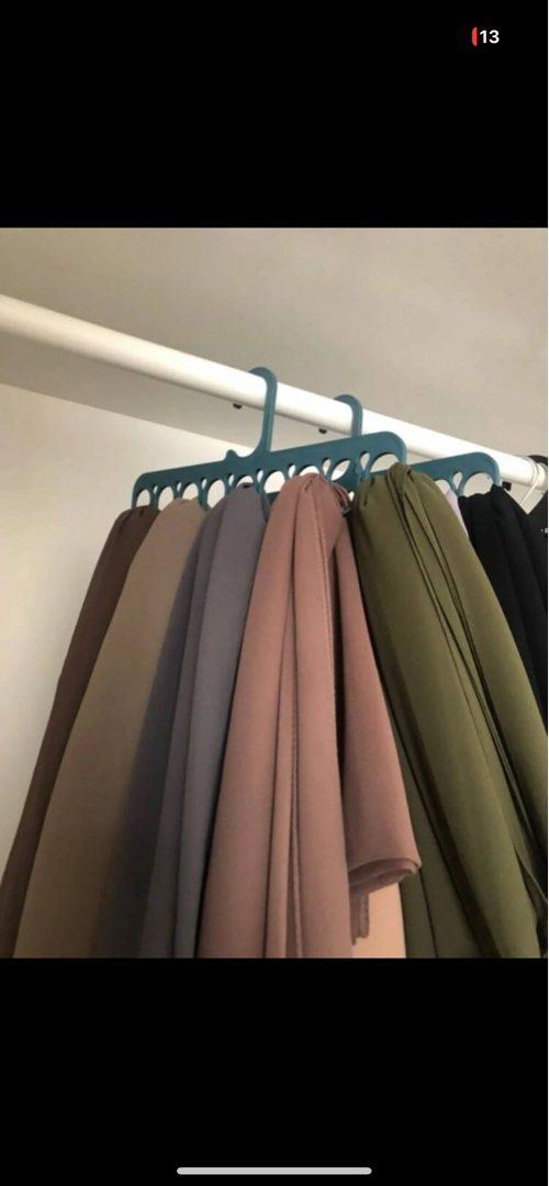 Multi Hole Plastic Hanger, Furniture & Home Living, Home Improvement ...