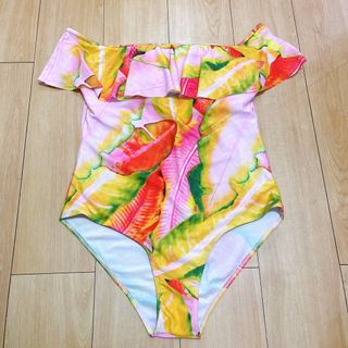 (Category: ) located in . Submitted by fayehusena (Listing ID 1230025269, Image 1). Description: .