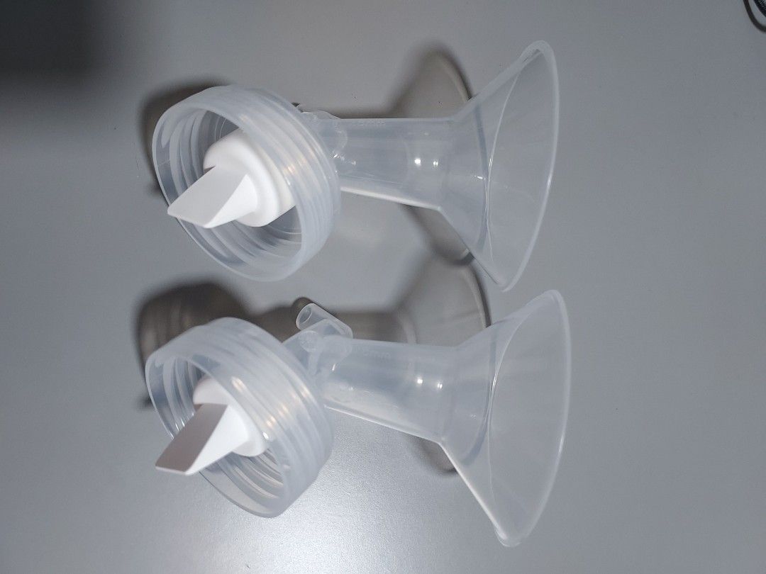 [NEW] Spectra Flanges/Breast Shields (28mm), Babies & Kids, Nursing