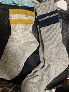 NEW Uniqlo Heattech Socks
