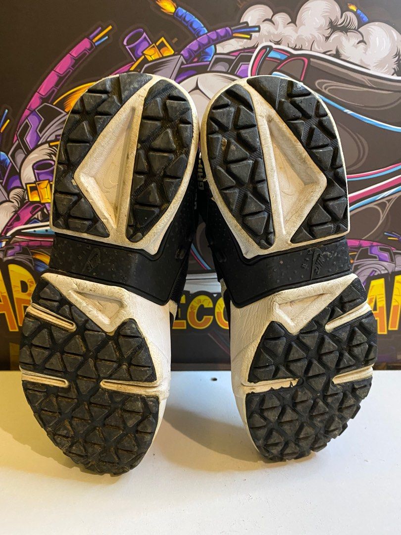 nike huarache gripp black