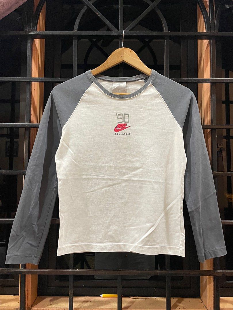 Nike air max long sleeve shirt
