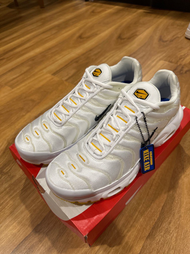 Nike Air Max Plus SE Summit White UK9 air max 90 1 Men s Fashion