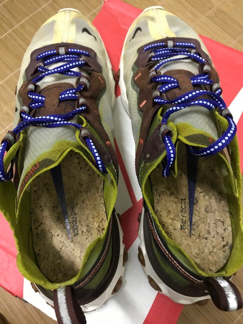 Nike store element 77